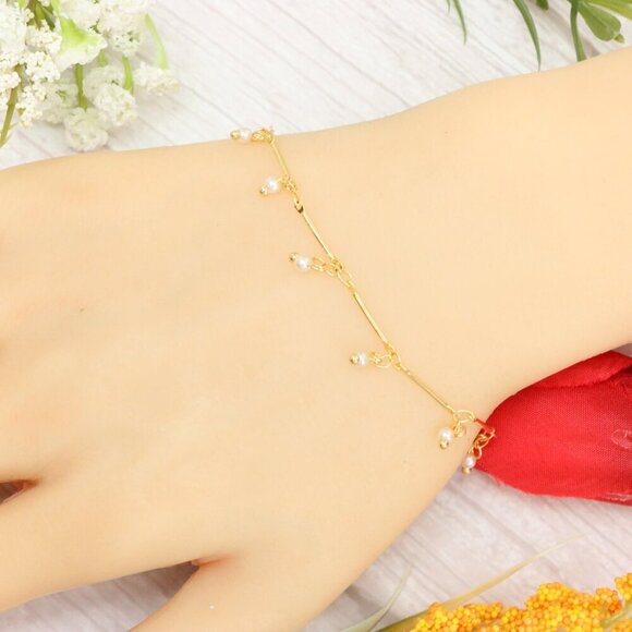 "Trendy Handmade Bracelet – A Thoughtful Gift for Girls & Women | UNVRC1140 - Picture 3 of 10